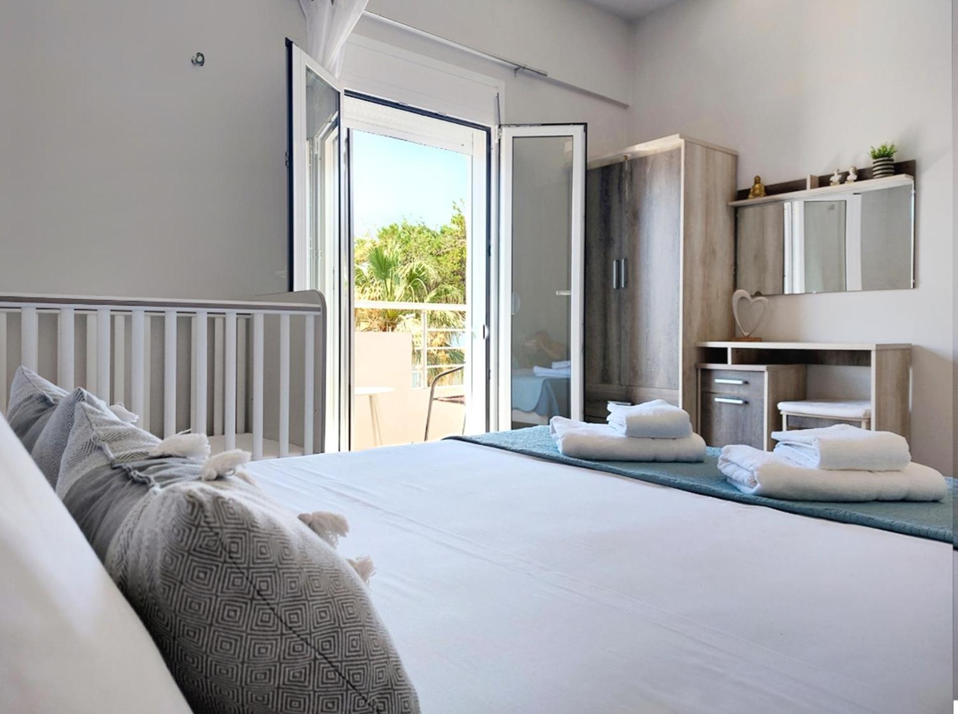 Holiday House Heraklion Deluxe Exterior foto